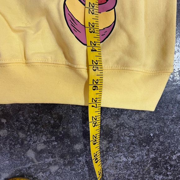 Pac Sun Winnie the Pooh Disney Crewneck Sweatshirt - NWT - Picture 5 of 12